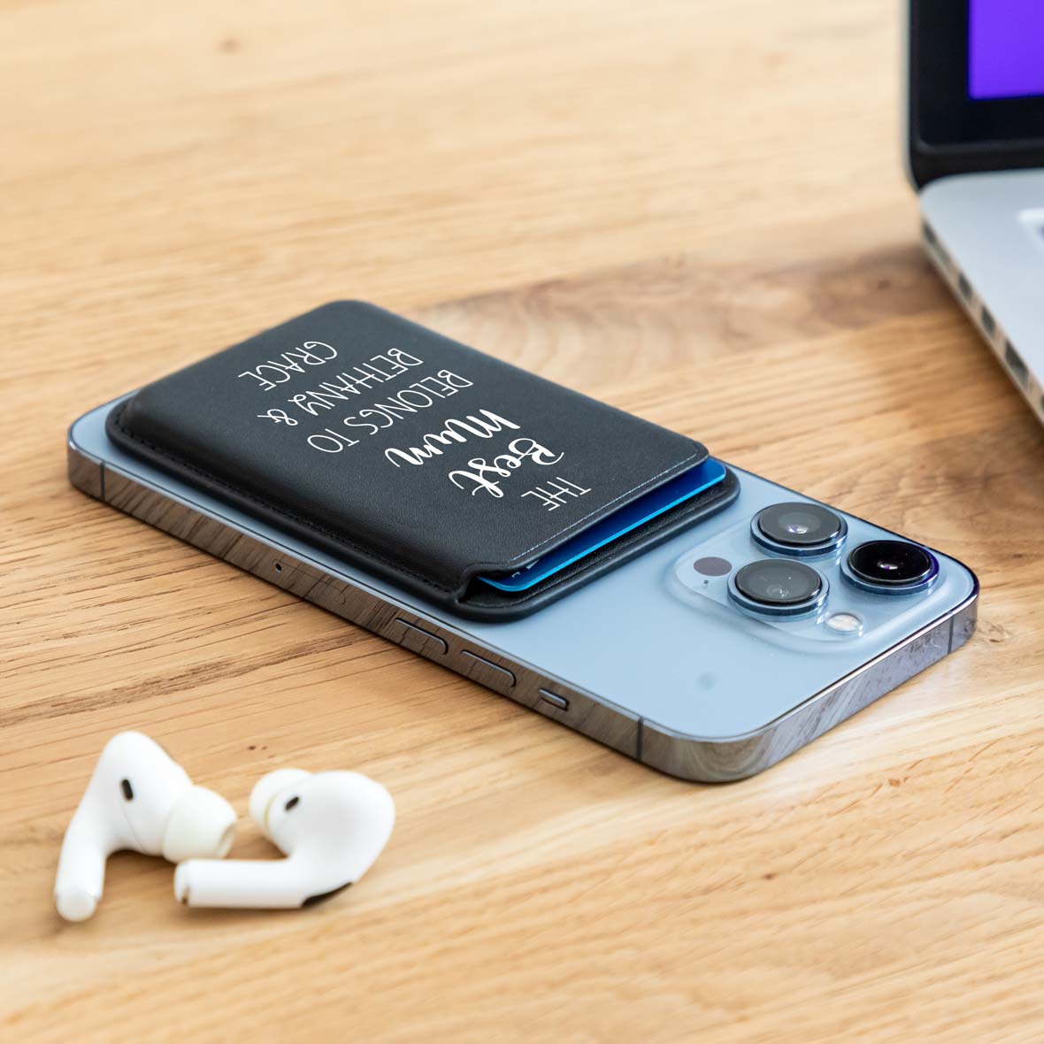 Personalised Best Dad or Mum Belongs To MagSafe Wallet