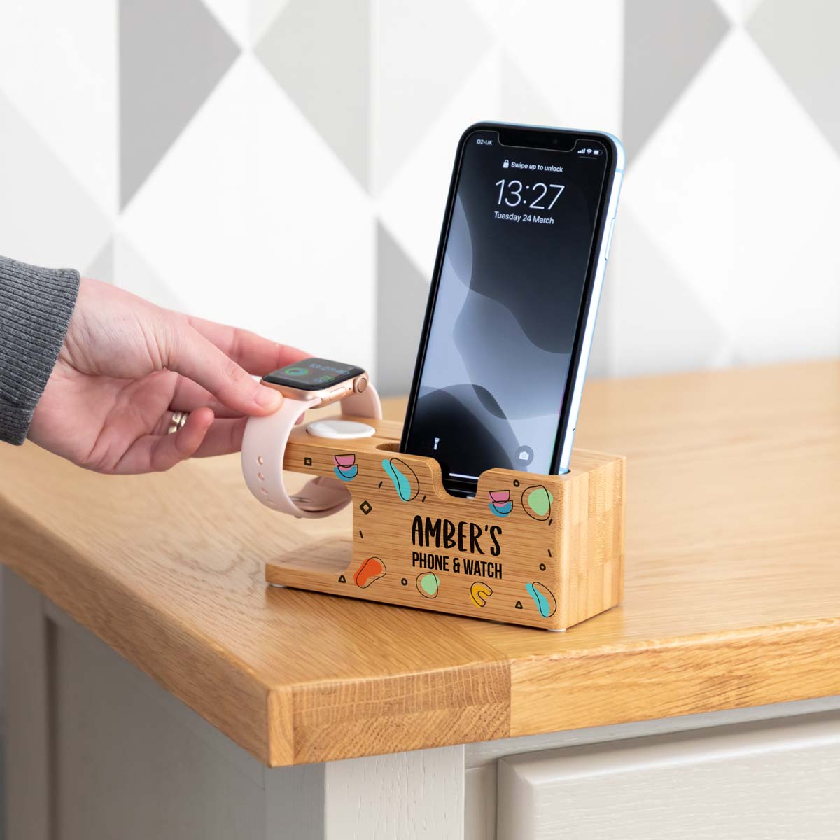 Personalised Apple Charging Station Modern